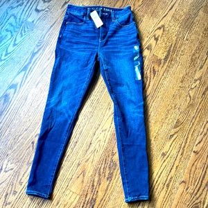 NWT AE Jeans Size 2 short dream jean
